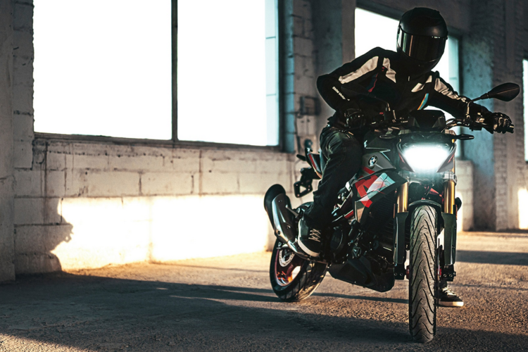 BMW G 310 R